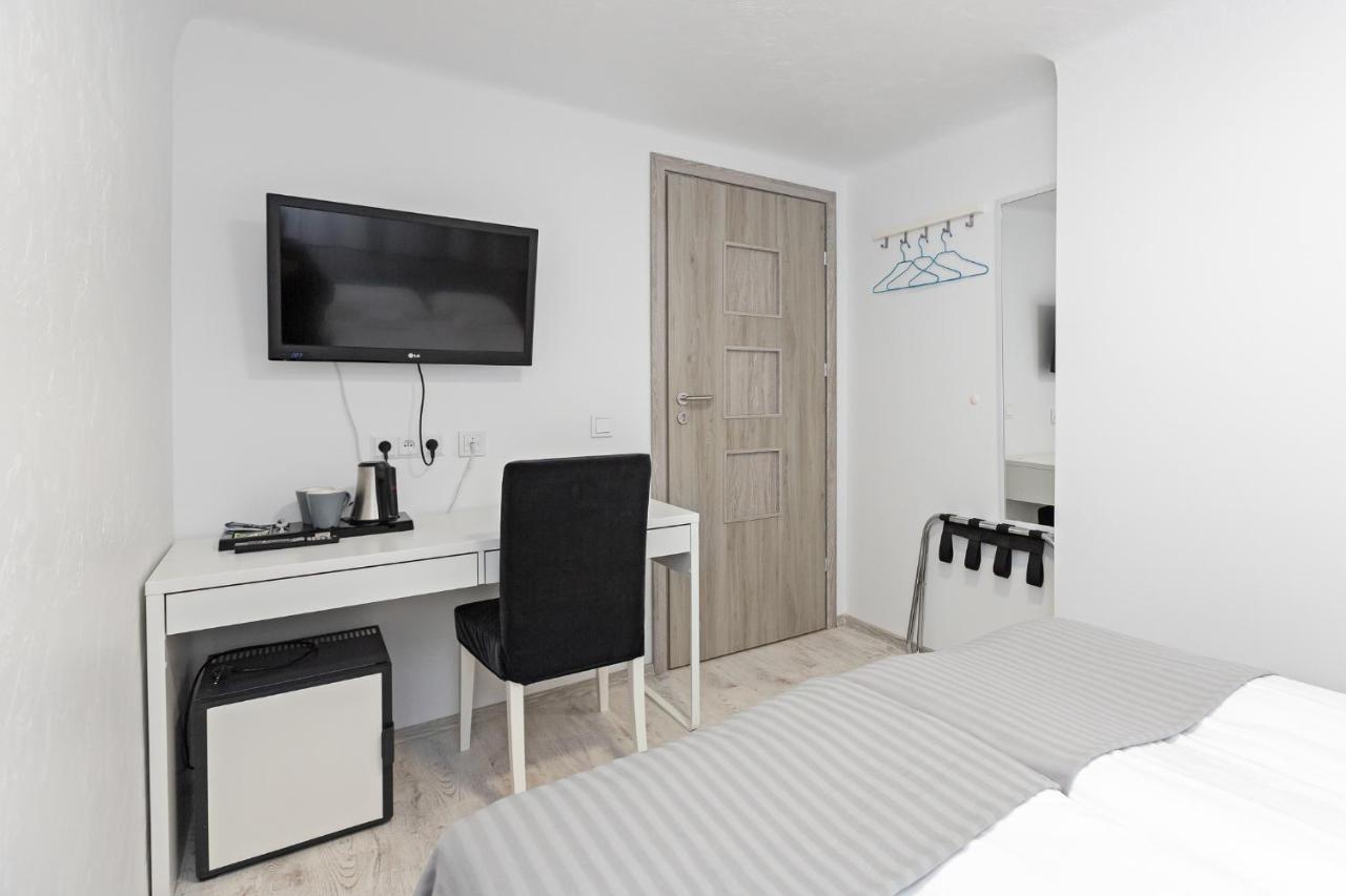 Happyinn Rooms คอนัส ภายนอก รูปภาพ